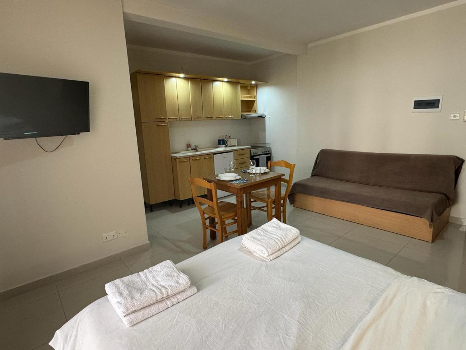 The Triton Hotel apartamentowy San Pawl il-Baħar