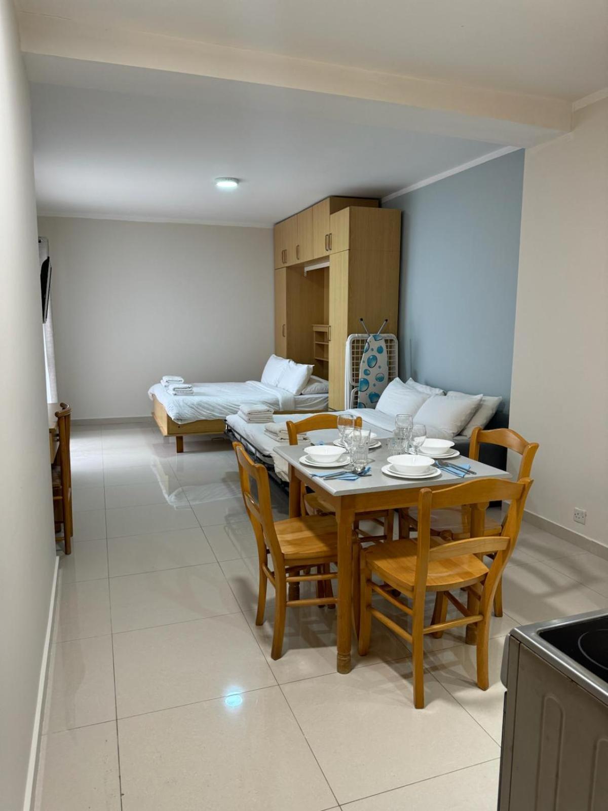 The Triton Aparthotel 3*