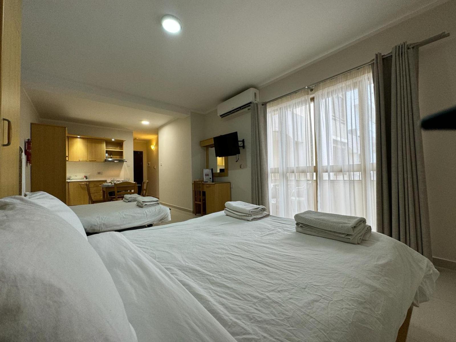 Aparthotel The Triton