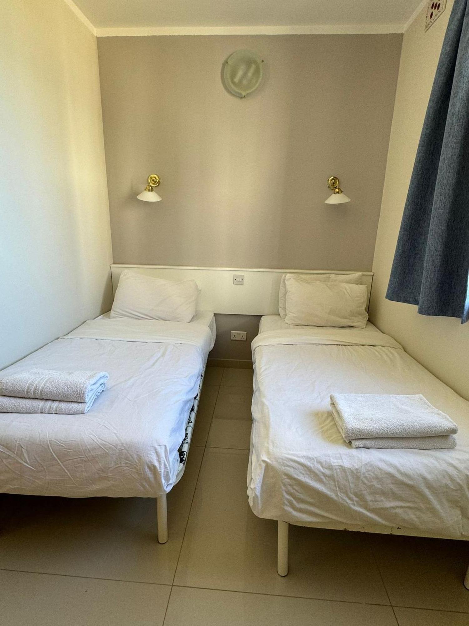 The Triton Hotel apartamentowy 3*