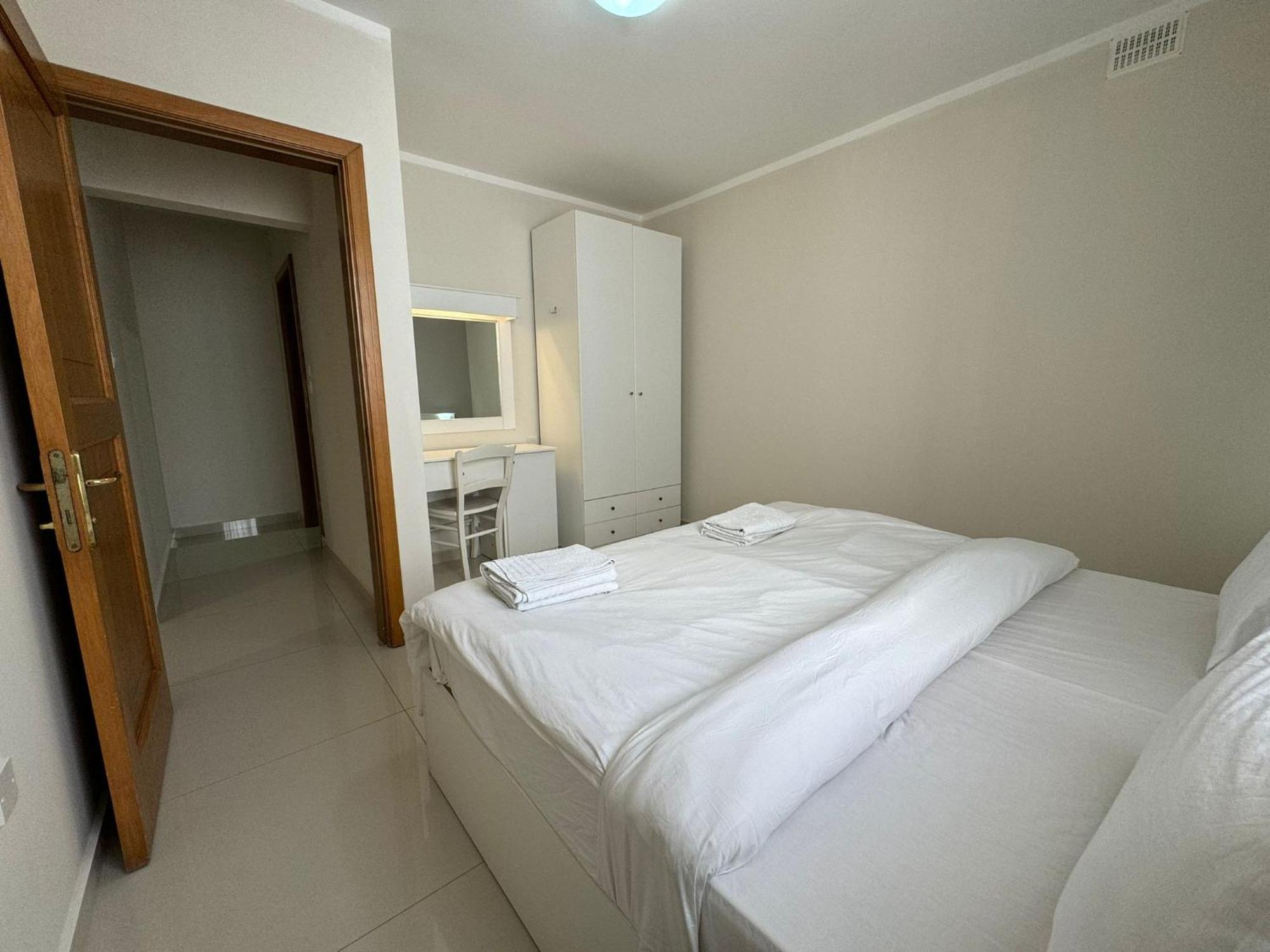 Hotel apartamentowy The Triton 3*