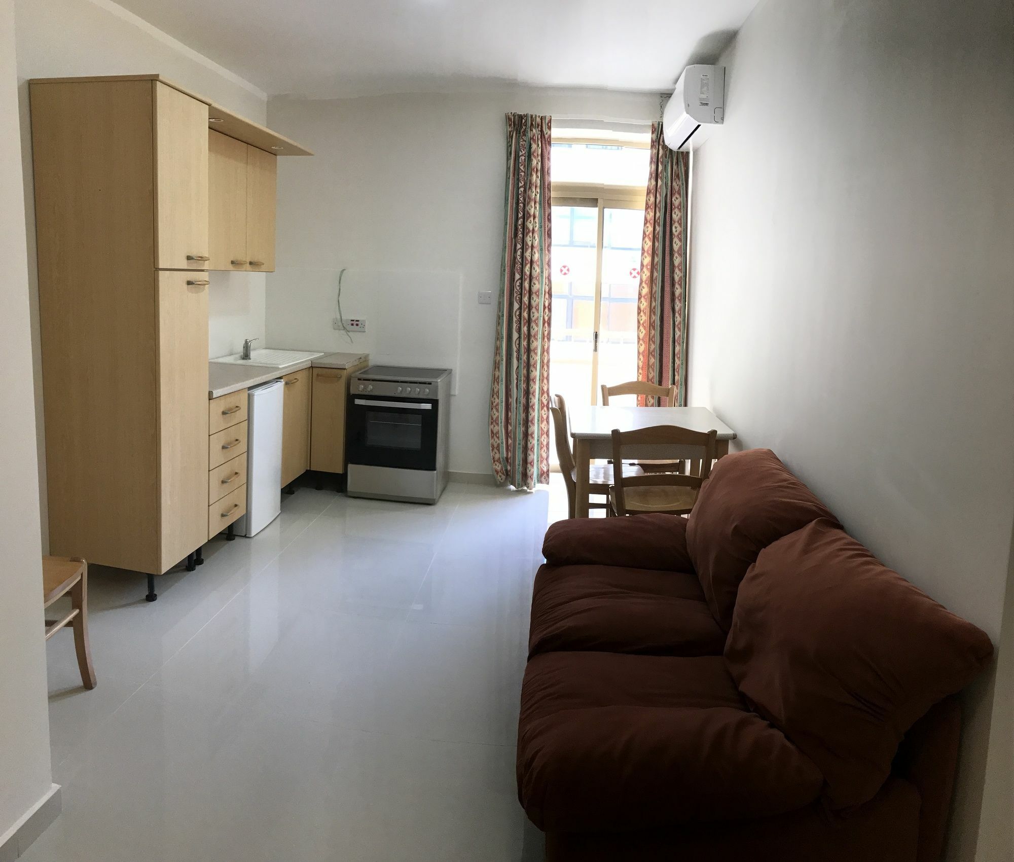 The Triton Hotel apartamentowy 3*